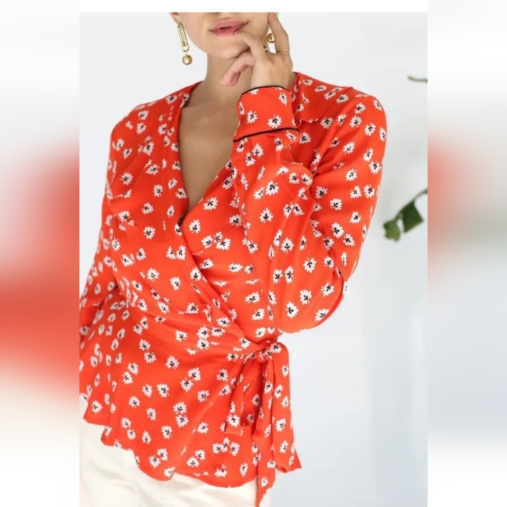 Ganni wrap red orange ditsy floral red top size small / Xsmall